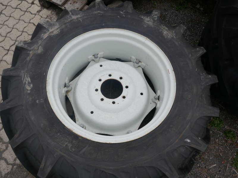 Rad des Typs Taurus 420/70R28 mit NH Felge, Gebrauchtmaschine in Villach (Bild 1)