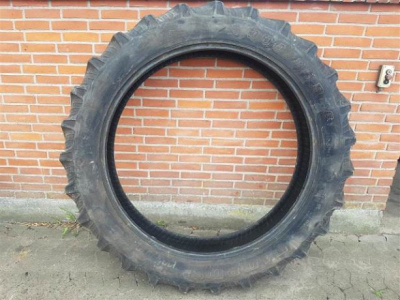 Rad des Typs Taurus 46"   300/95R46, Gebrauchtmaschine in Hemmet (Bild 1)
