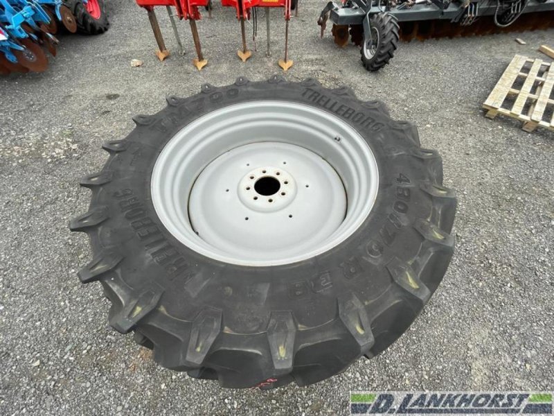 Rad des Typs Trelleborg 2x 480/70R38 90%, Neumaschine in Emsbüren (Bild 4)