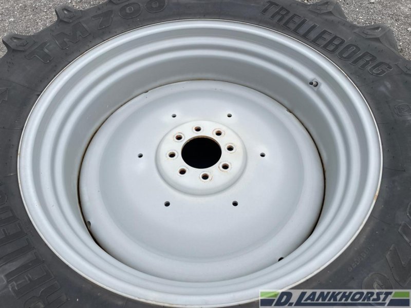 Rad des Typs Trelleborg 2x 480/70R38 90%, Neumaschine in Emsbüren (Bild 5)