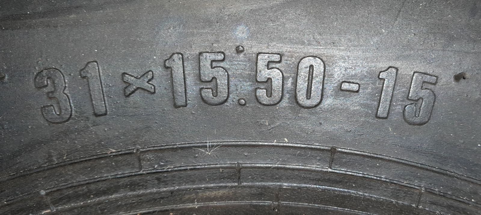 Rad des Typs Trelleborg 31x15.50-15 Trelleborg T412,8, Neumaschine in Bergheim (Bild 1)