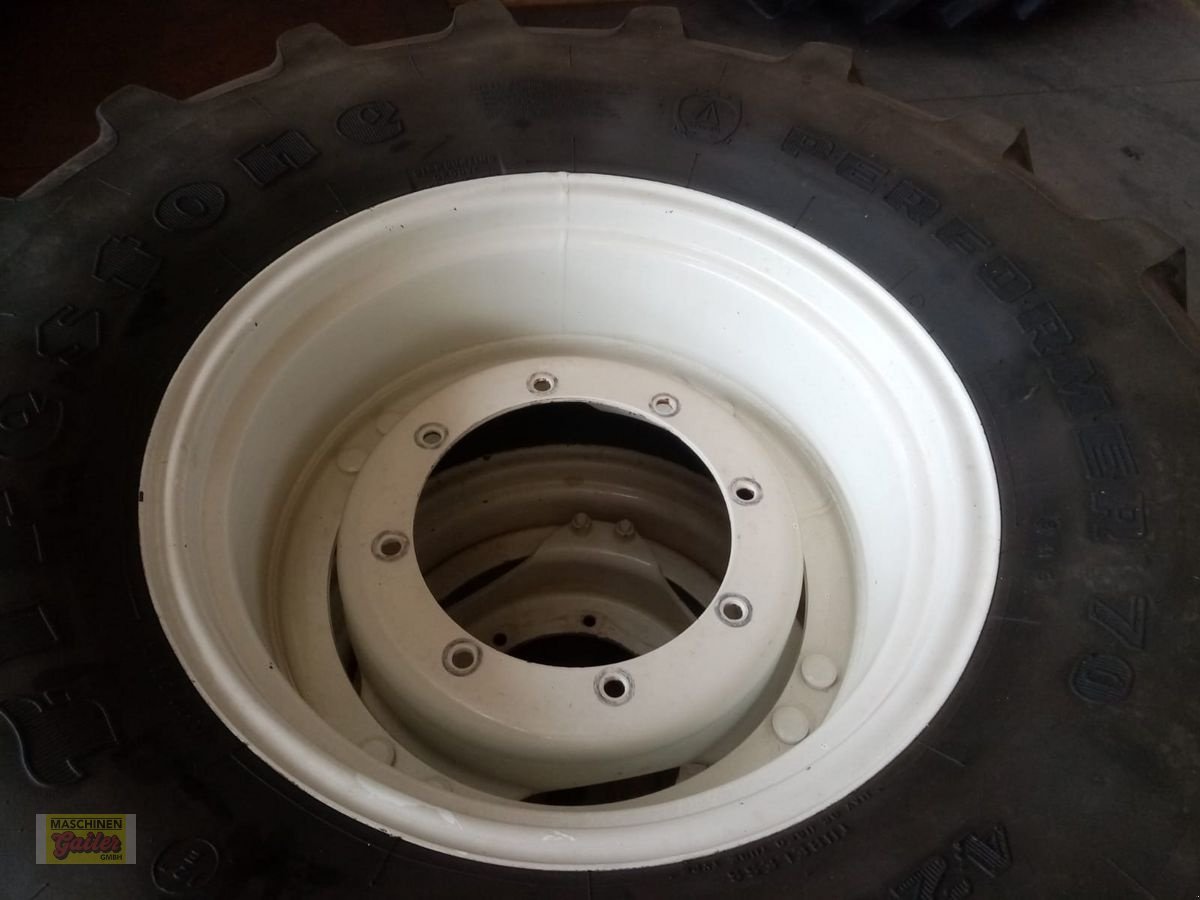 Rad a típus Trelleborg 33x15,5-15, Neumaschine ekkor: Kötschach (Kép 5)