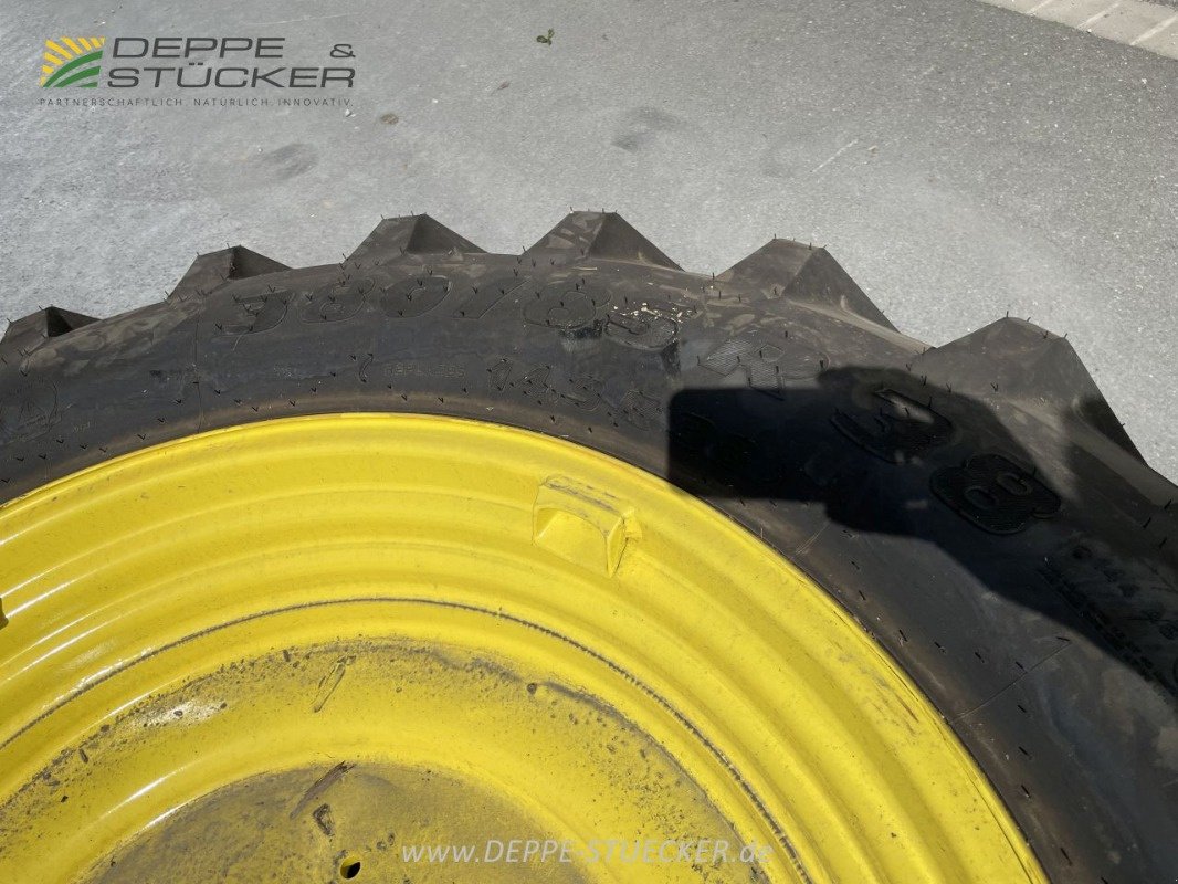 Rad of the type Trelleborg 380/85 R38 TM 600, Neumaschine in Rietberg (Picture 9)