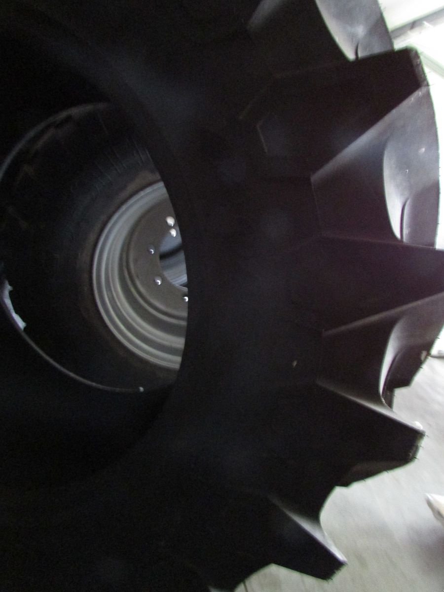 Rad del tipo Trelleborg 440/65R24, Gebrauchtmaschine In Saxen (Immagine 2)