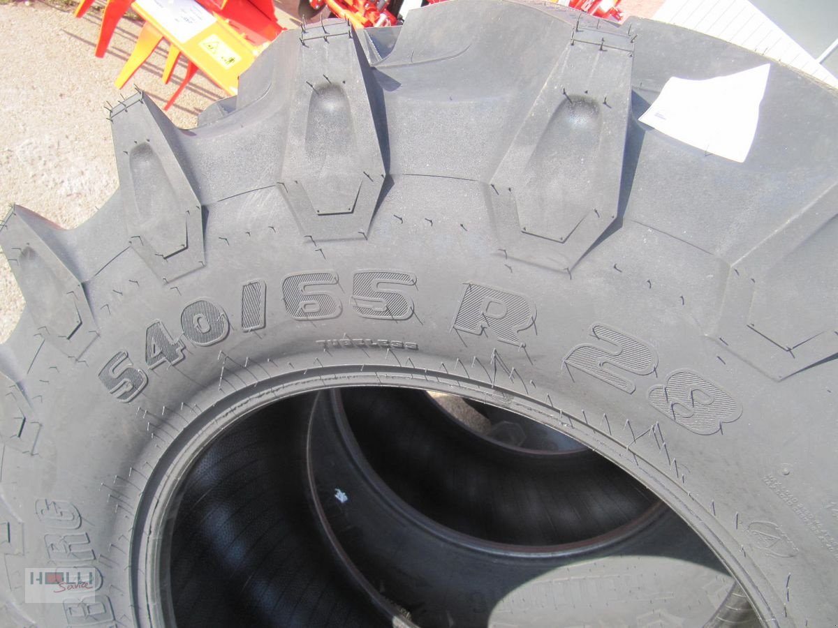 Rad del tipo Trelleborg 540/65R28 TM 800 142D, Neumaschine In Niederneukirchen (Immagine 2)