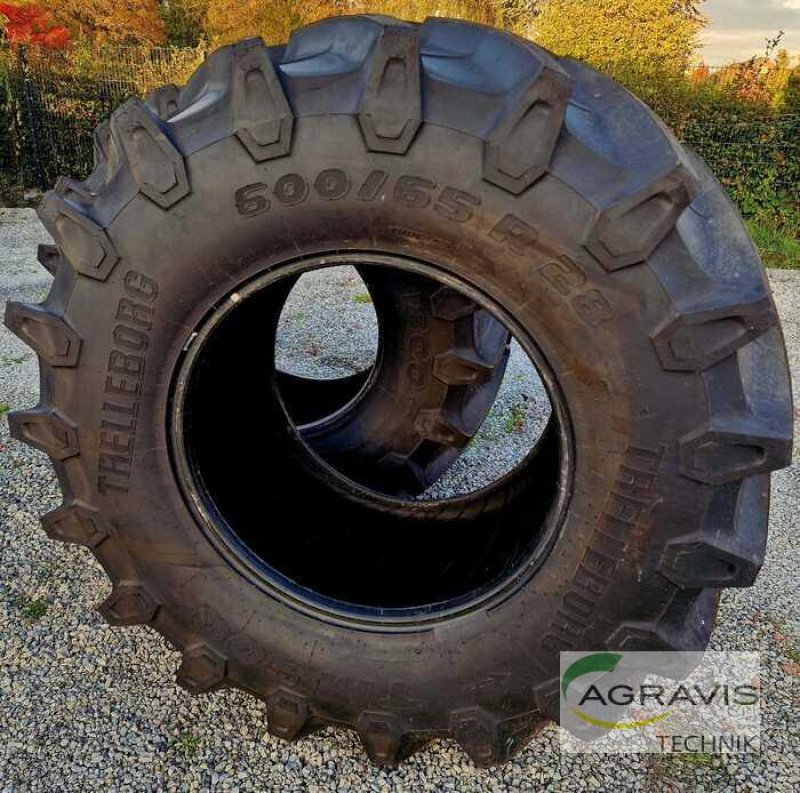 Rad des Typs Trelleborg 600/65 R 28, Neumaschine in Beckum (Bild 2)