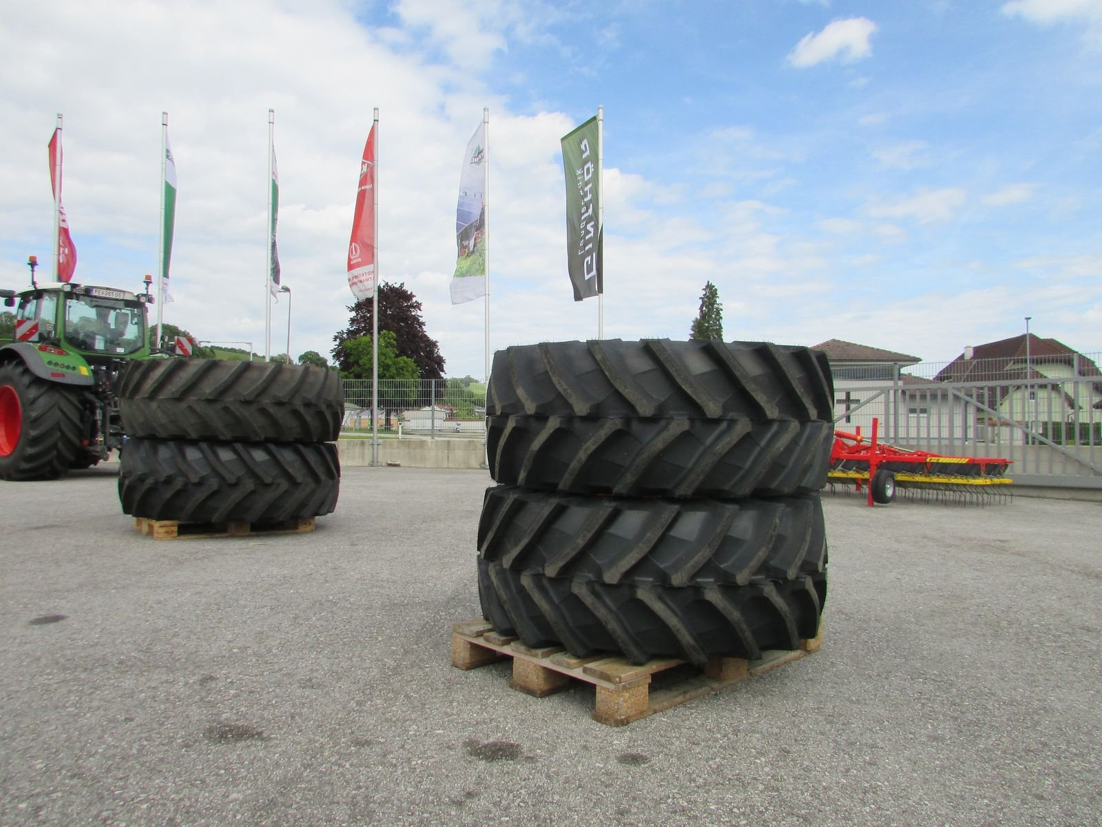 Rad typu Trelleborg 600/65R34 & 480/65R24 Trelleborg, Gebrauchtmaschine v Saxen (Obrázek 2)