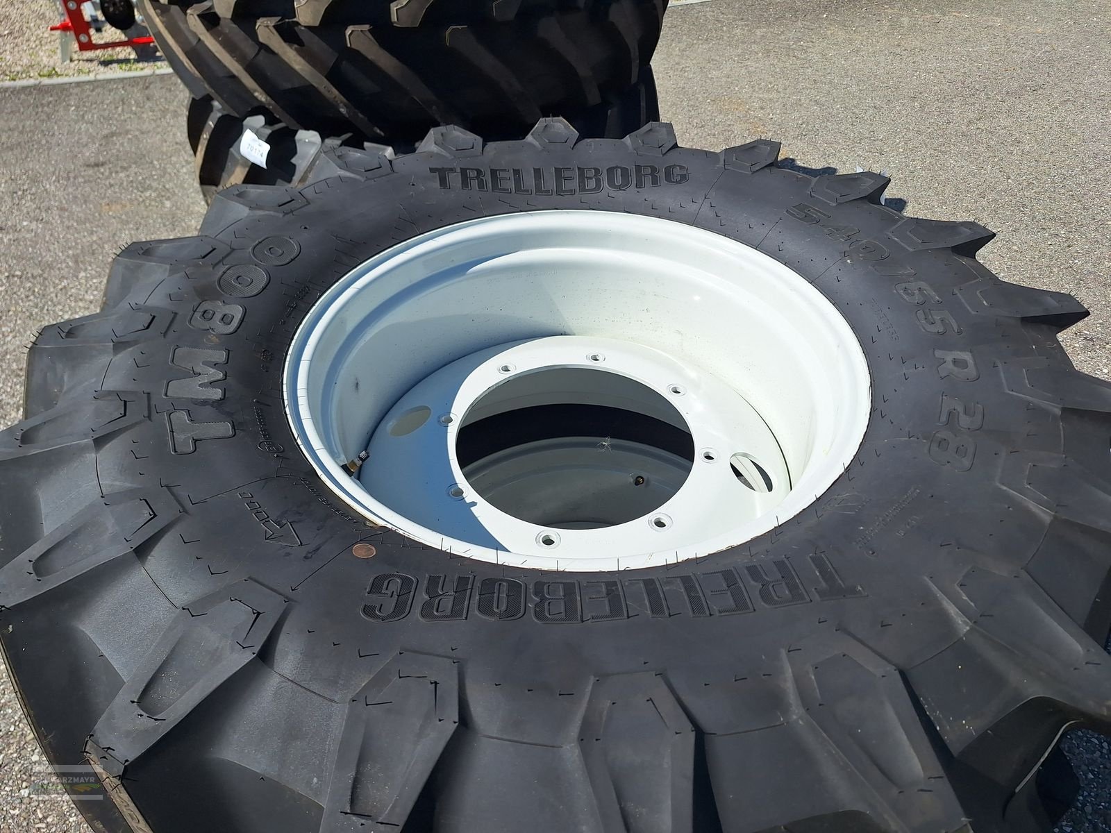 Rad des Typs Trelleborg 650/65R38+540/65R28 Kompletträder, Neumaschine in Gampern (Bild 4)