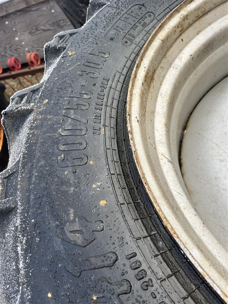 Rad типа Trelleborg 700/65-38 Passer til Puma SWB., Gebrauchtmaschine в Spøttrup (Фотография 7)