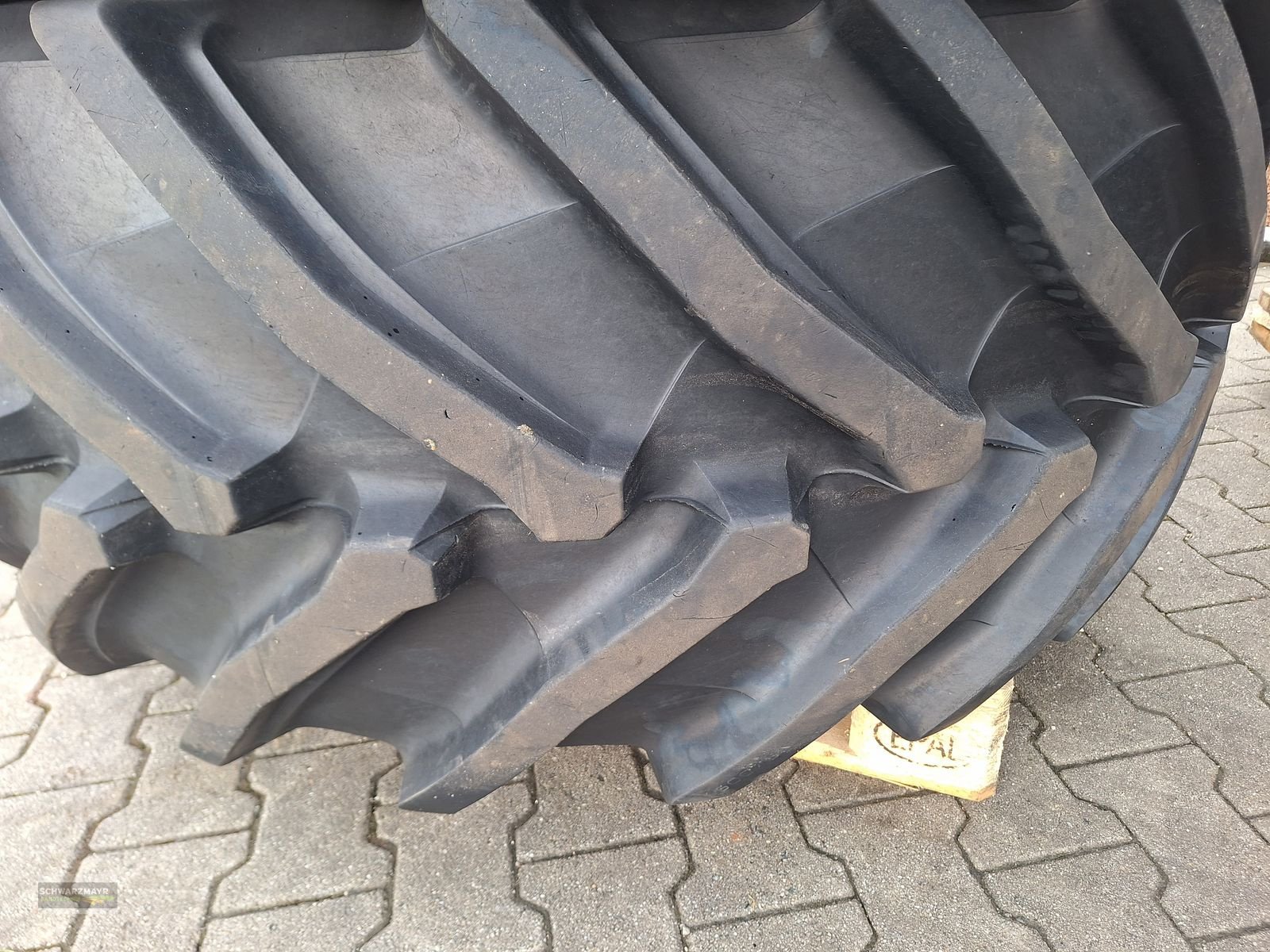 Rad del tipo Trelleborg 710/60R42+600/60R30, Neumaschine In Aurolzmünster (Immagine 14)