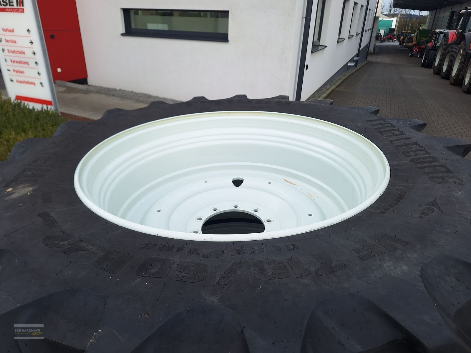 Rad del tipo Trelleborg 710/60R42+600/60R30, Neumaschine In Aurolzmünster (Immagine 11)