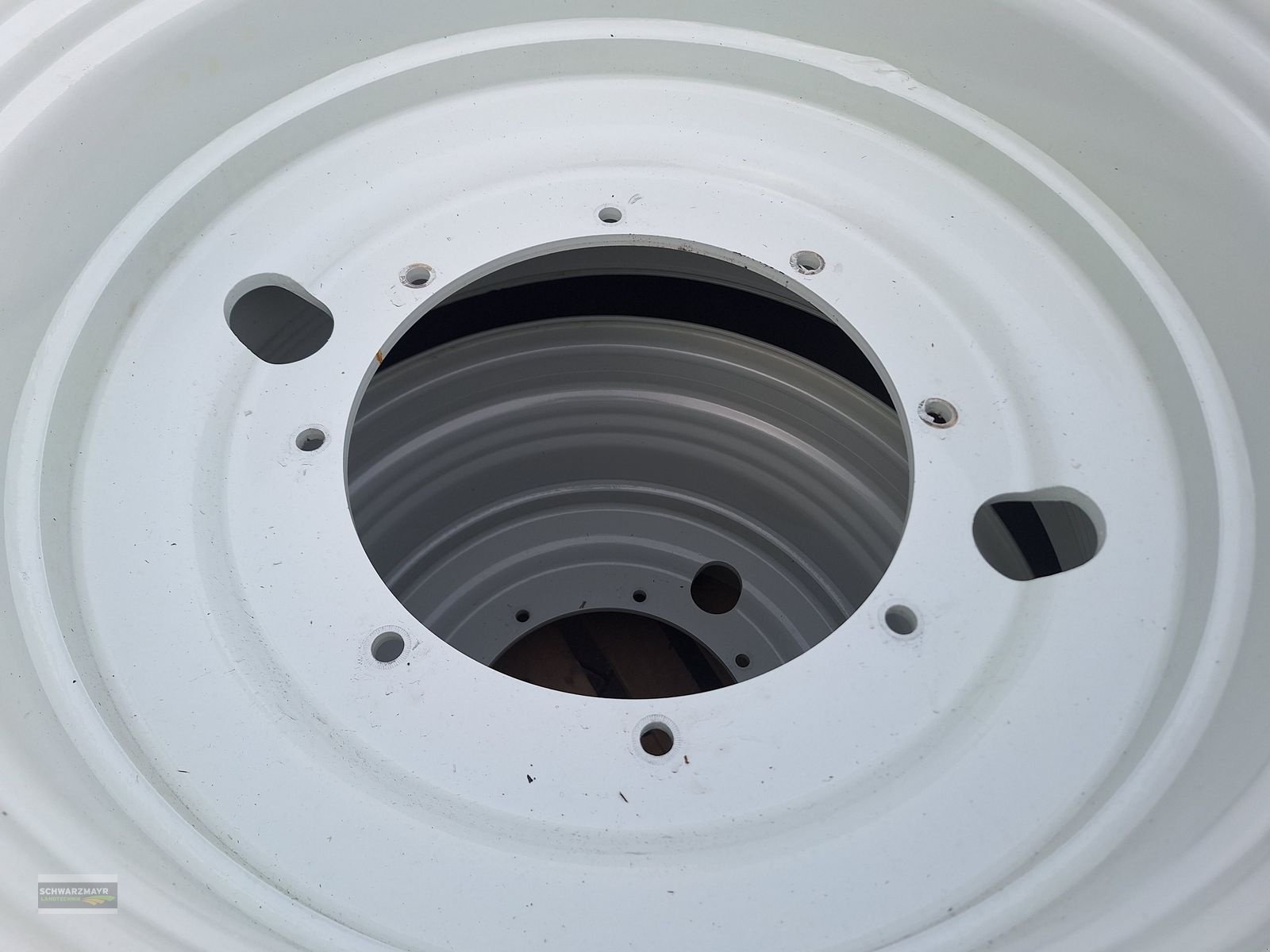 Rad del tipo Trelleborg 710/60R42+600/60R30, Neumaschine In Aurolzmünster (Immagine 16)