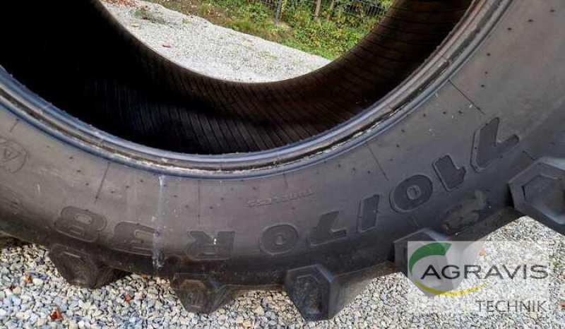 Rad des Typs Trelleborg 710/70 R 38, Neumaschine in Beckum (Bild 4)