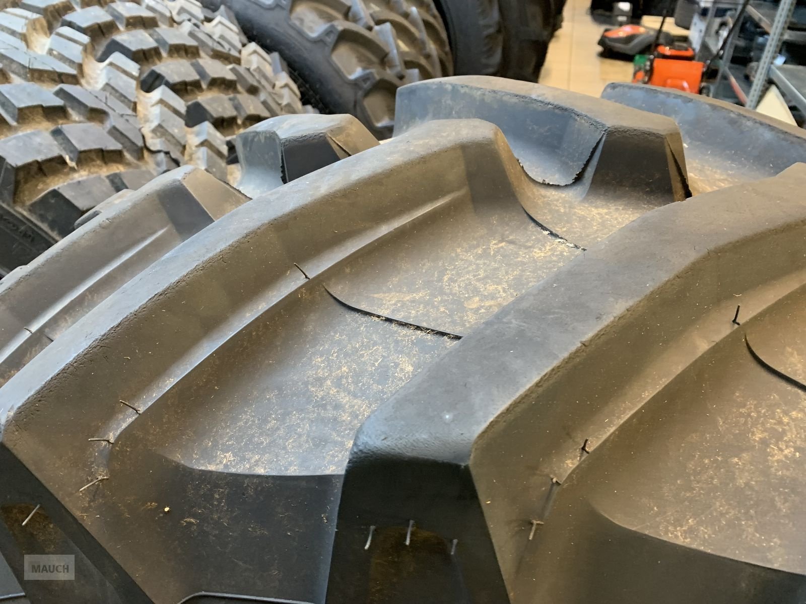 Rad van het type Trelleborg Reifen 540/65R28 1 Stk., Gebrauchtmaschine in Eben (Foto 7)