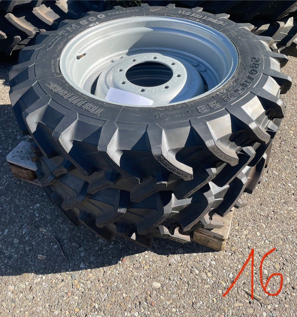 Rad типа Trelleborg Sonstiges, Gebrauchtmaschine в Schaffhausen (Фотография 2)