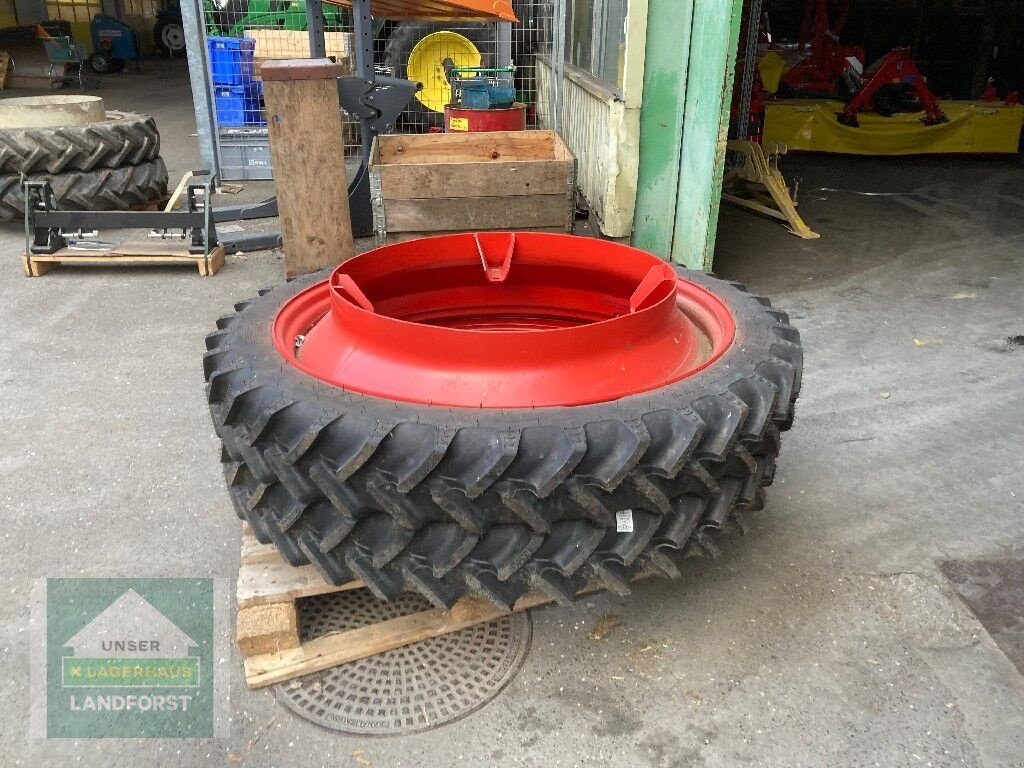 Rad des Typs Trinker 230/95 R48, Neumaschine in Kapfenberg (Bild 1)