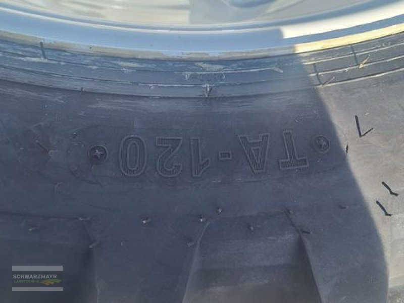 Rad des Typs Trinker 230/95R32, Neumaschine in Aurolzmünster (Bild 3)