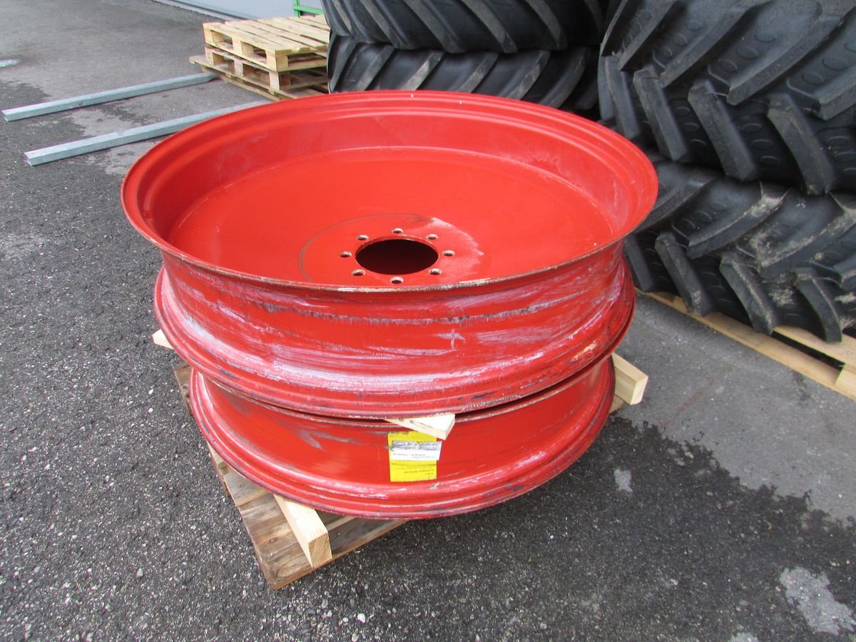 Rad des Typs Trinker Felgen 10x46 passend für 300er Fendt, Gebrauchtmaschine in Saxen (Bild 1)