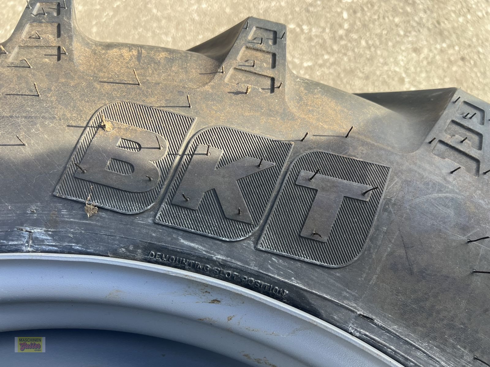 Rad van het type Trinker Zwillingsräder 270/95R32 zu 380/70R28, Vorführmaschine in Kötschach (Foto 7)