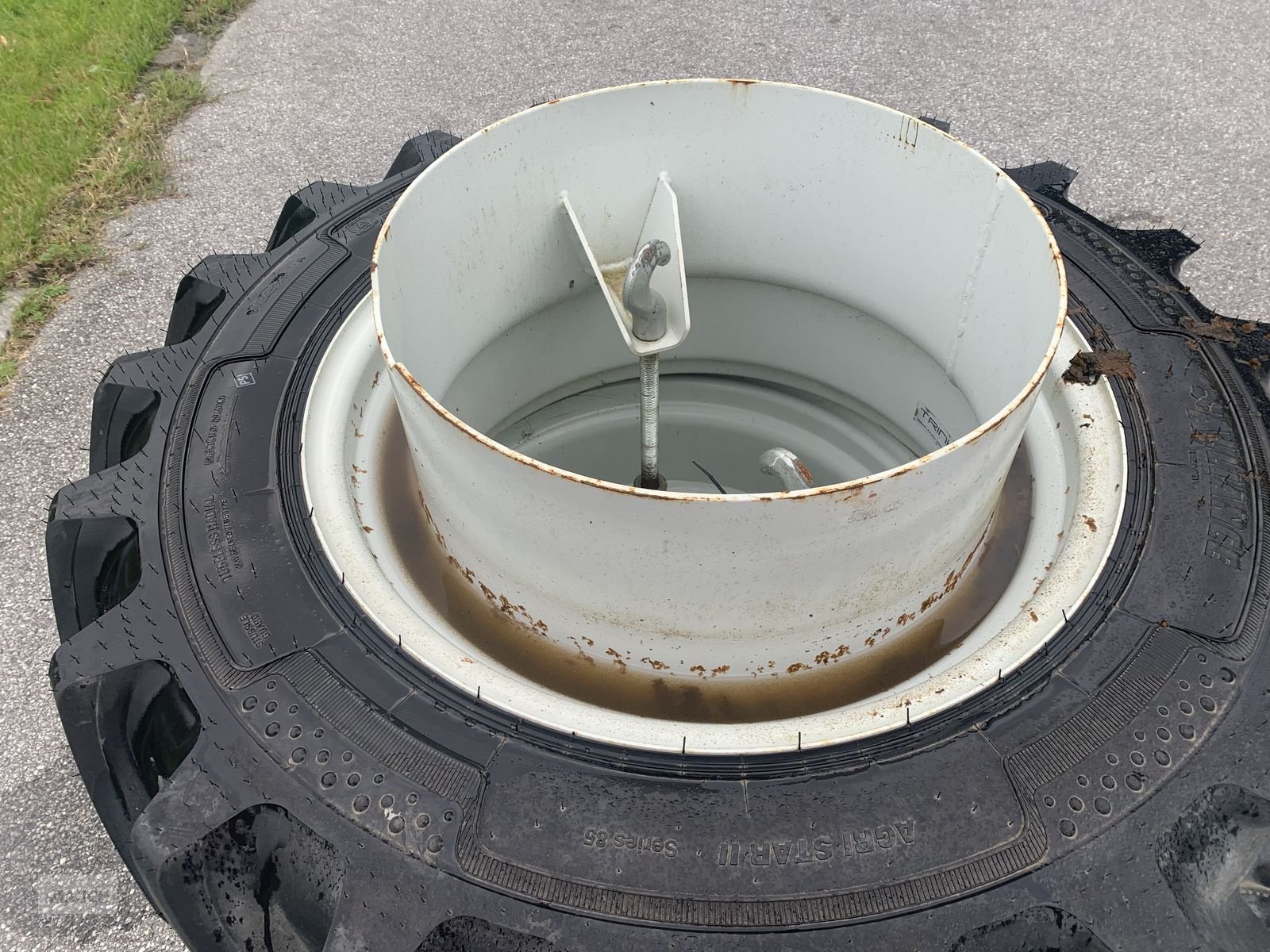 Rad типа Trinker Zwillingsräder 280/85-24, Gebrauchtmaschine в Eben (Фотография 5)