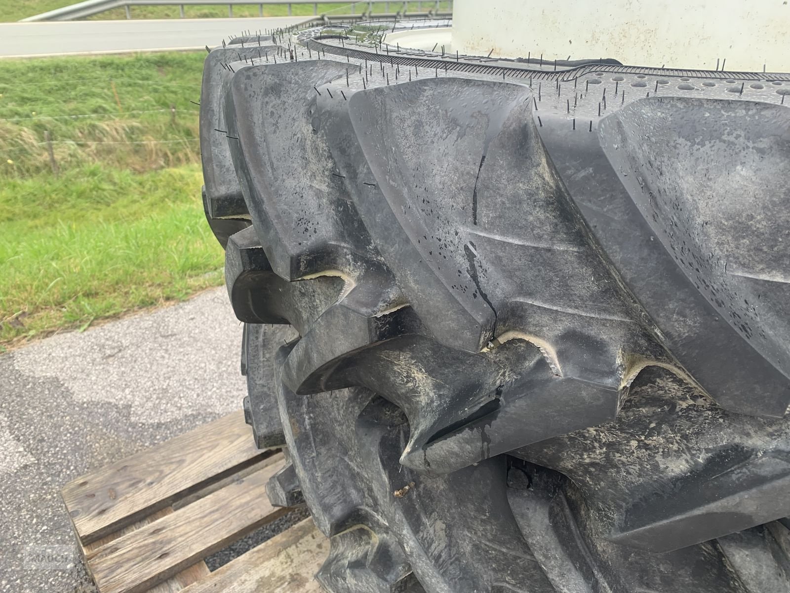 Rad типа Trinker Zwillingsräder 280/85-24, Gebrauchtmaschine в Eben (Фотография 11)