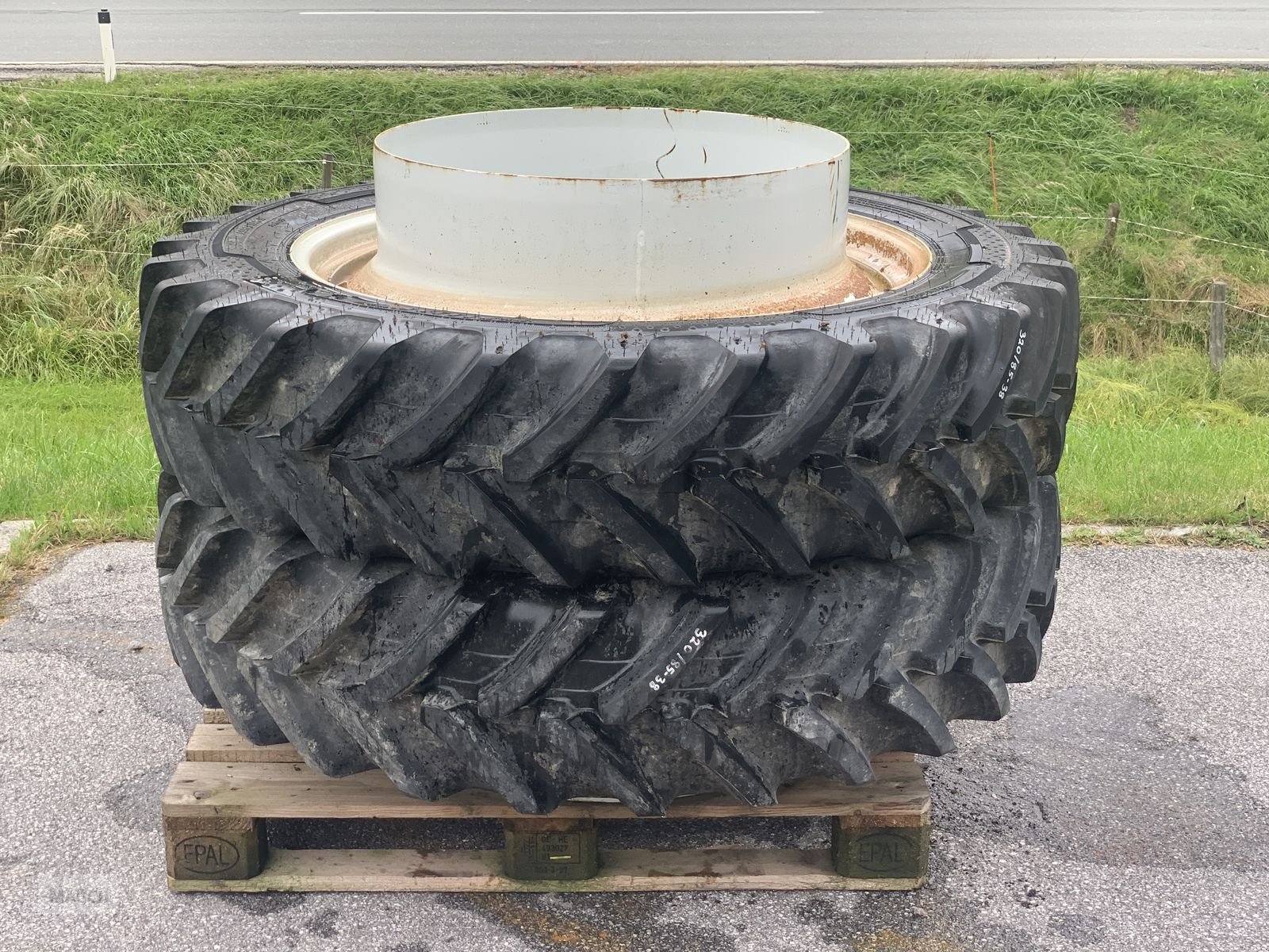 Rad от тип Trinker Zwillingsräder 320/85-38, Gebrauchtmaschine в Eben (Снимка 2)