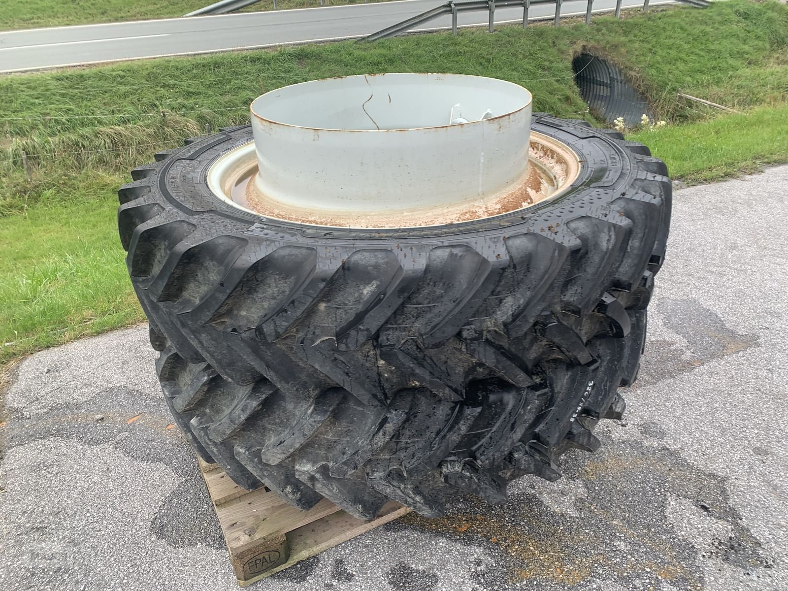 Rad от тип Trinker Zwillingsräder 320/85-38, Gebrauchtmaschine в Eben (Снимка 3)