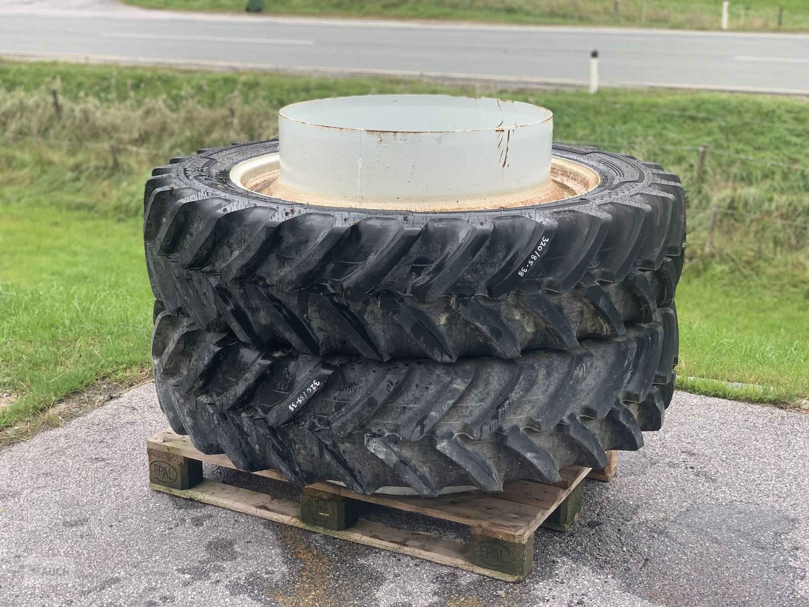 Rad от тип Trinker Zwillingsräder 320/85-38, Gebrauchtmaschine в Eben (Снимка 1)