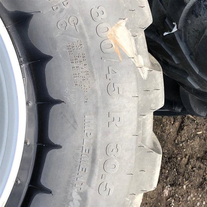 Rad typu Vredestein 4 x 800/45r30,5, Gebrauchtmaschine v Tønder (Obrázek 1)