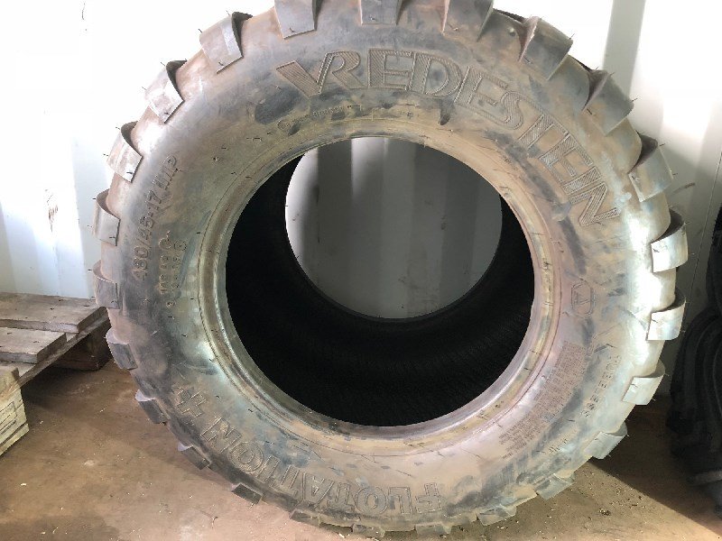 Rad του τύπου Vredestein 480/45-17 Reifen, Gebrauchtmaschine σε Chur (Φωτογραφία 2)