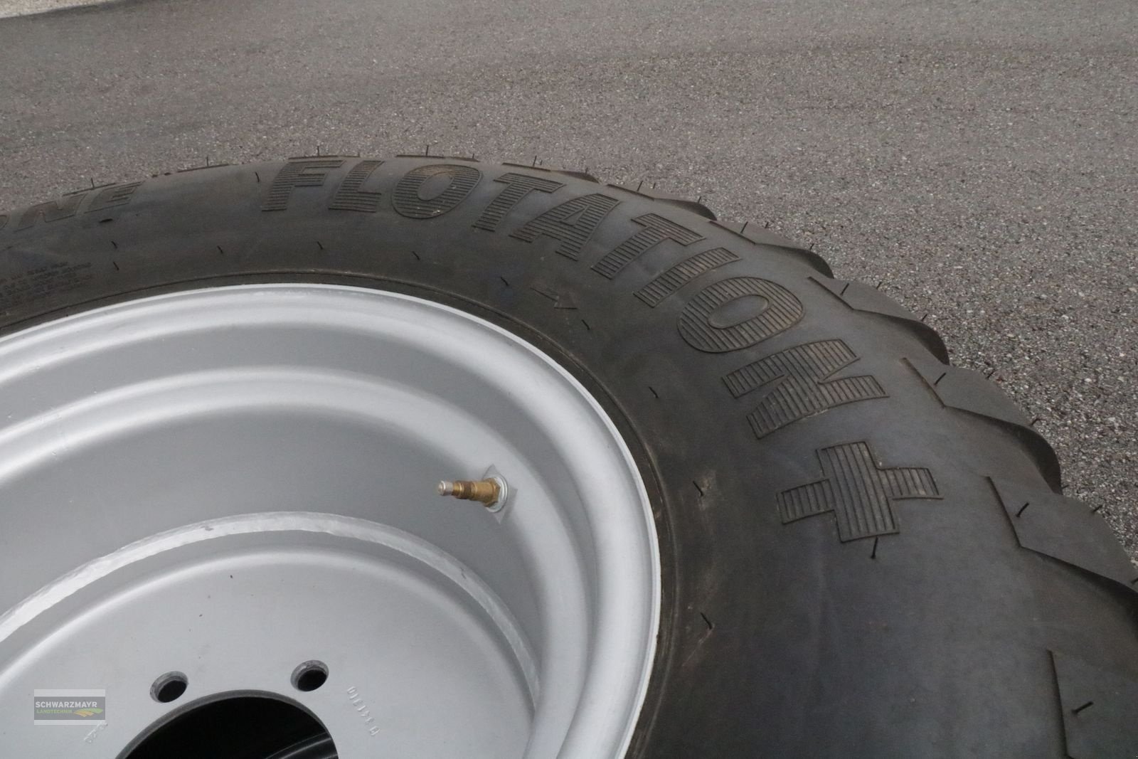 Rad del tipo Vredestein 500/55-20 Flotation, Neumaschine In Gampern (Immagine 9)