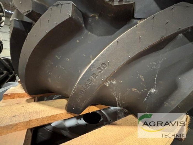 Rad типа Vredestein 650/65 R42, Gebrauchtmaschine в Seelow (Фотография 4)