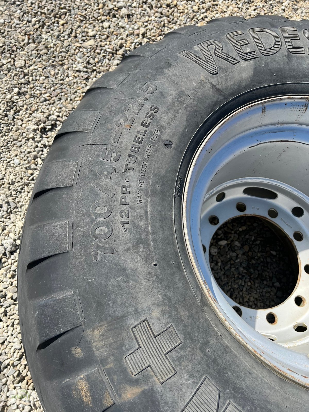 Rad del tipo Vredestein Flotation + in der Größe 700/45-22,5 auf einer 10-Loch Felge mit ET - 50, 281 / 335, Gebrauchtmaschine In Burgrieden (Immagine 10)