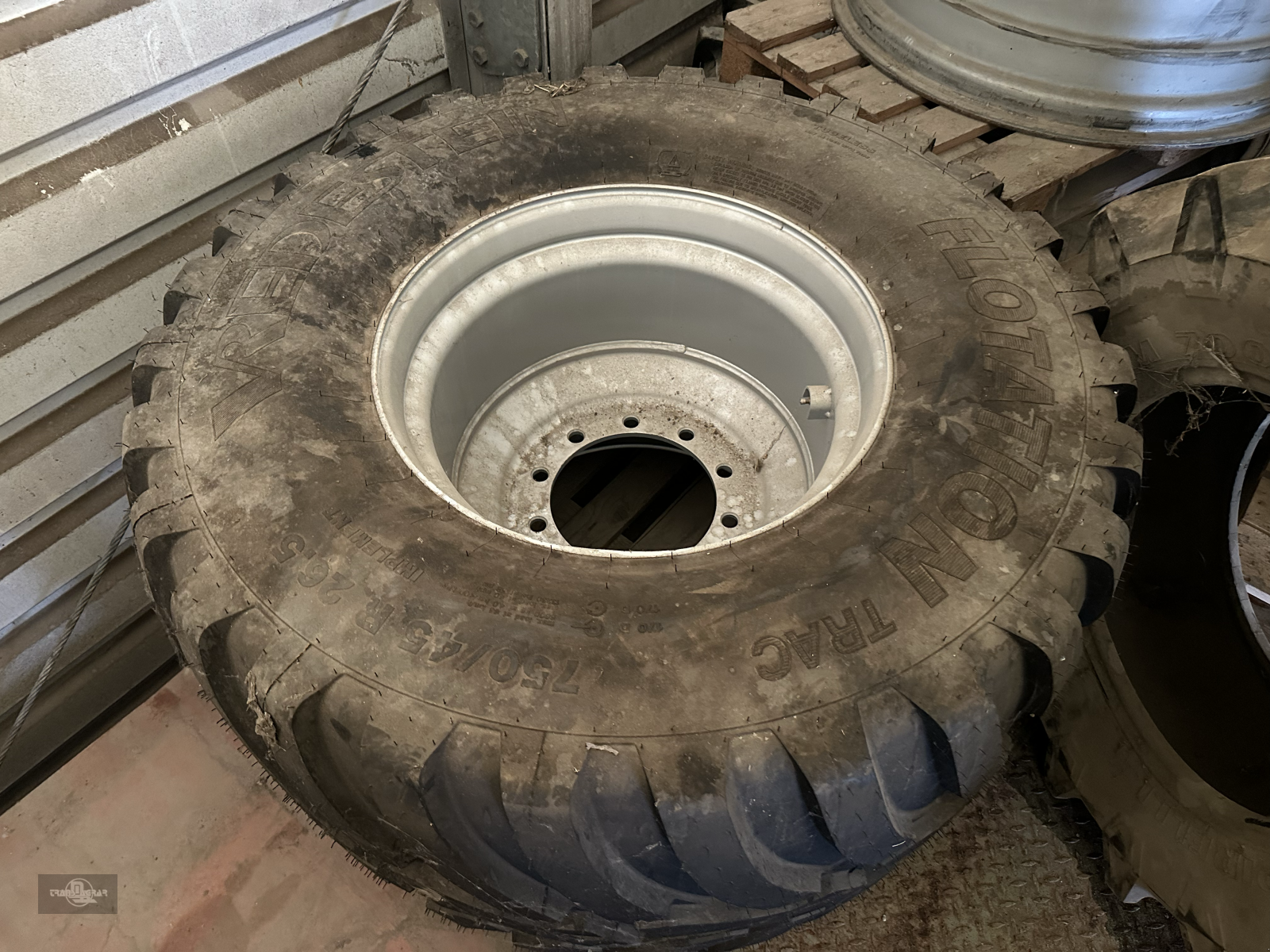 Rad des Typs Vredestein Flotation Trac 750/45R26.5, Neumaschine in Rankweil (Bild 12)