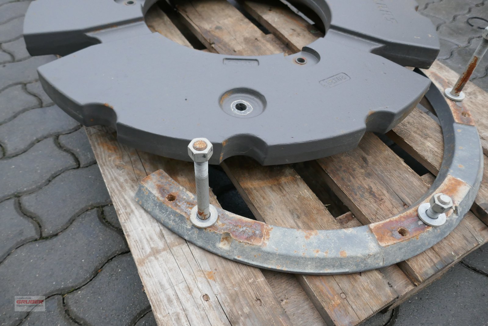 Radgewicht des Typs CLAAS Radgewichte 2x 220kg, Gebrauchtmaschine in Dorfen (Bild 5)