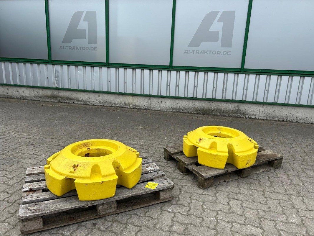 Radgewicht des Typs John Deere 620 kg innenliegend, Neumaschine in Sittensen (Bild 1)