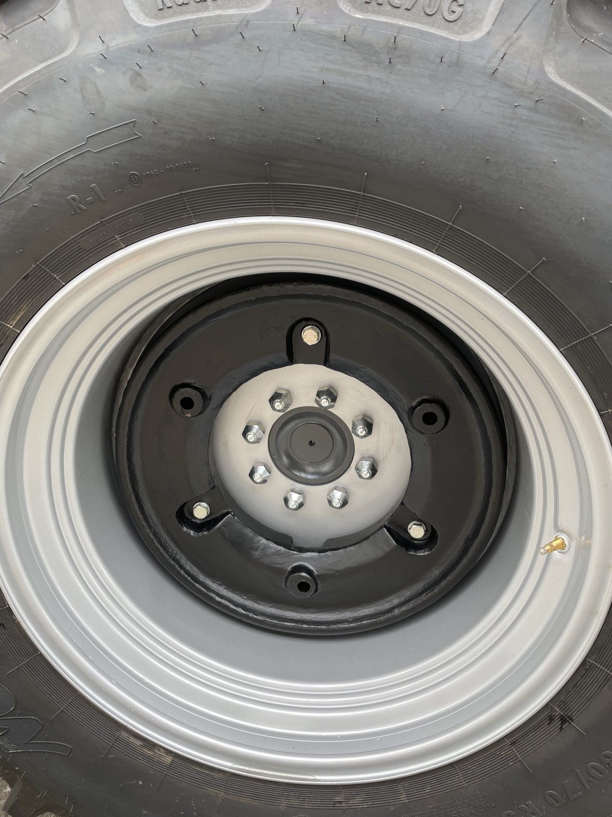 Radgewicht des Typs Kubota Radgewicht Kubota, Neumaschine in Ertingen (Bild 3)