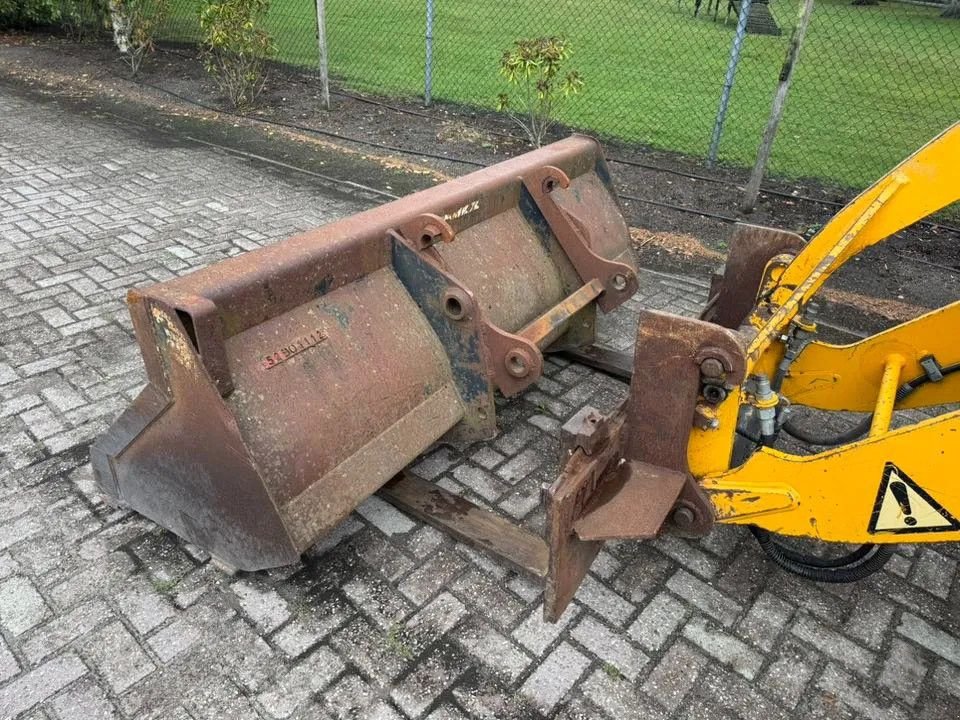 Radlader typu Ahlmann AL80 Shovel loader bak + vorken, Gebrauchtmaschine v Harskamp (Obrázek 11)