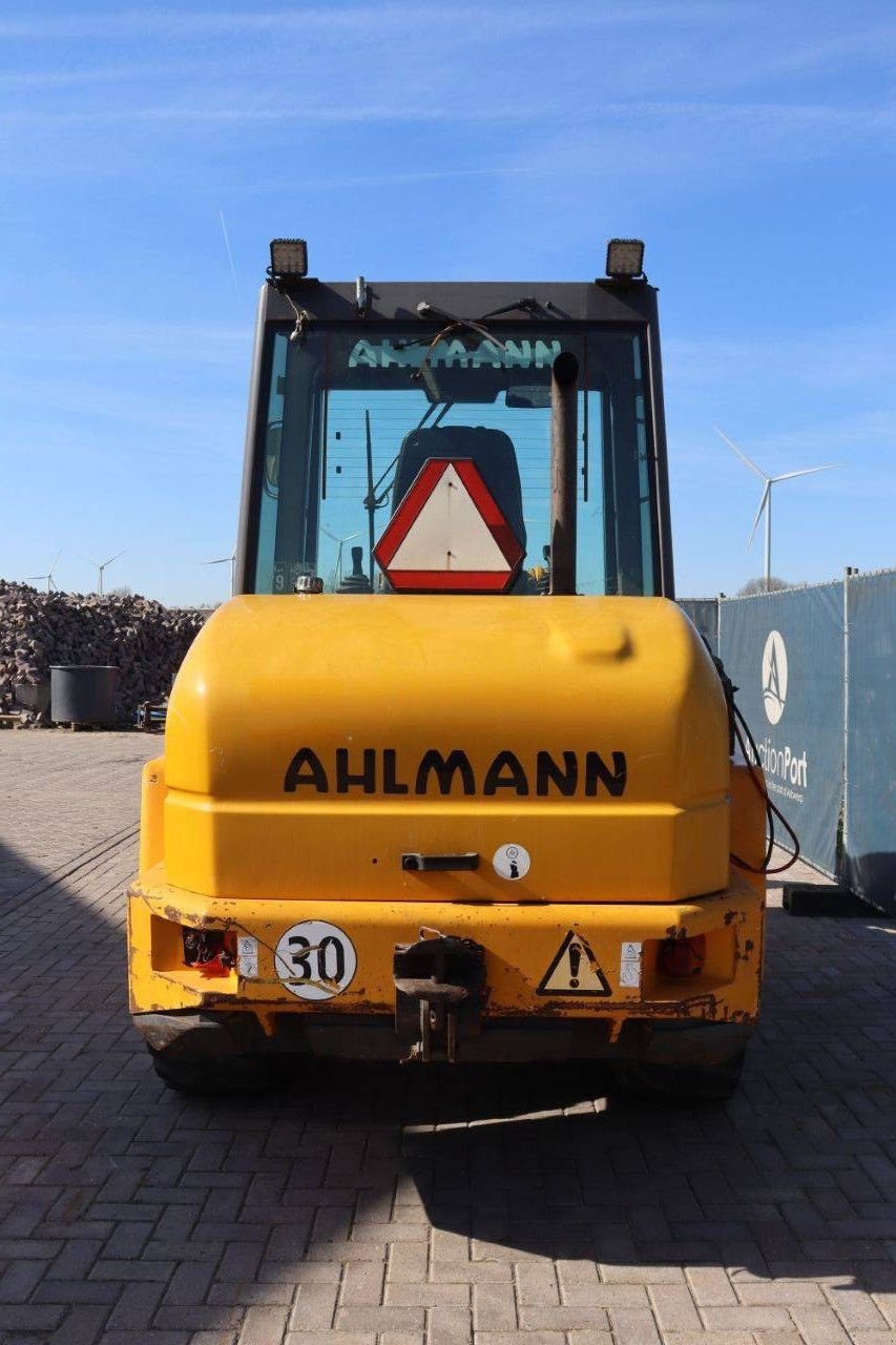 Radlader от тип Ahlmann AZ85, Gebrauchtmaschine в Antwerpen (Снимка 5)