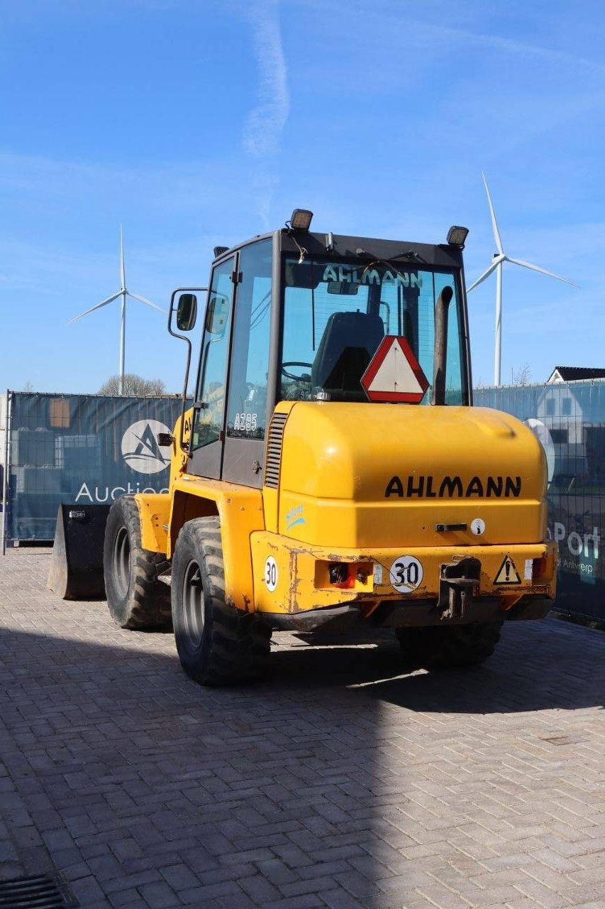 Radlader от тип Ahlmann AZ85, Gebrauchtmaschine в Antwerpen (Снимка 4)