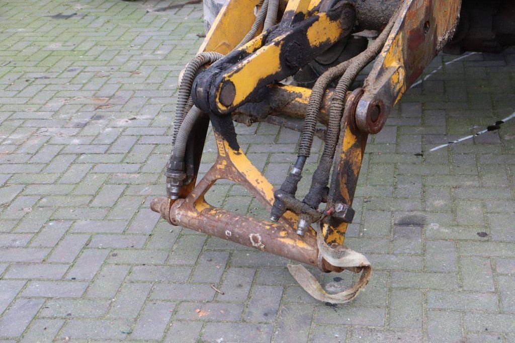 Radlader du type Ahlmann AZ85T, Gebrauchtmaschine en Antwerpen (Photo 11)