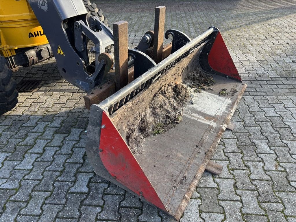 Radlader van het type Ahlmann AZ95 Bak en Lepels., Gebrauchtmaschine in WYNJEWOUDE (Foto 11)