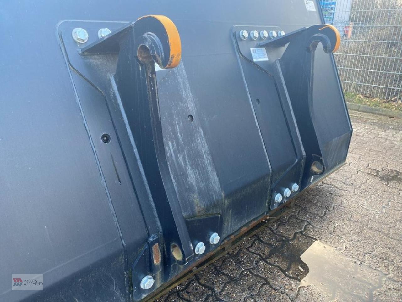 Radlader типа Alö VOLUMENSCHAUFEL 2600MM VL+ VOLVO, Neumaschine в Oyten (Фотография 6)