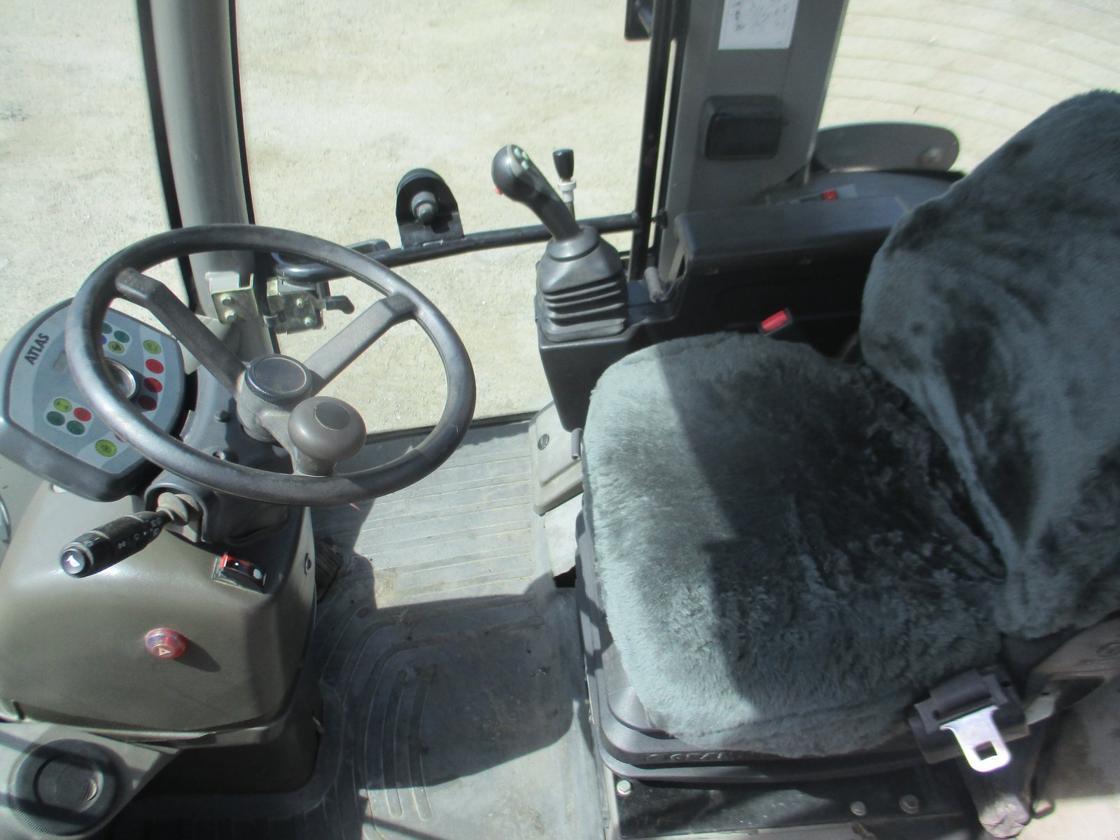 Radlader des Typs Atlas AR 65 Super mit Breitreifen Michelin 405/70R20, Gebrauchtmaschine in Haselbach (Bild 3)