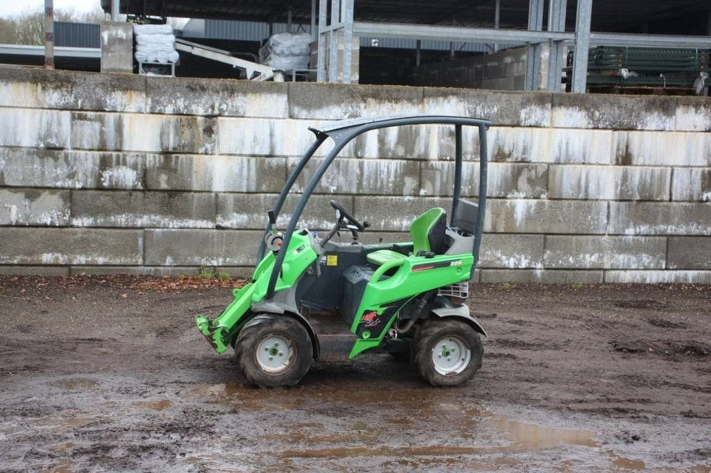 Radlader del tipo Avant 225, Gebrauchtmaschine en Antwerpen (Imagen 1)