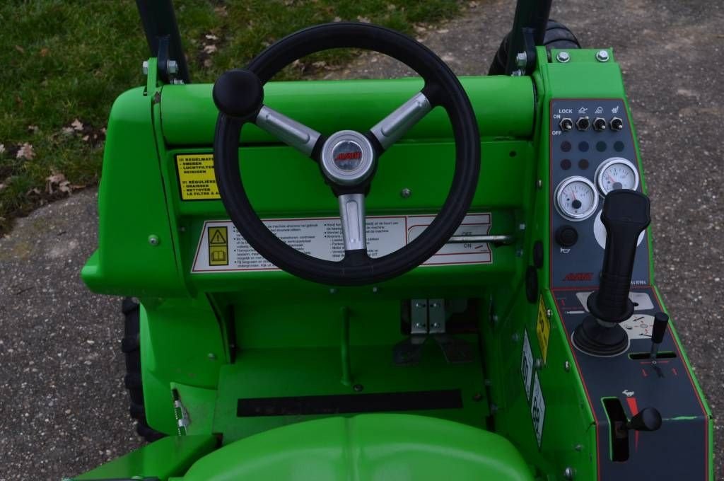 Radlader типа Avant 423 Kniklader/Shovel, Gebrauchtmaschine в Erichem (Фотография 2)