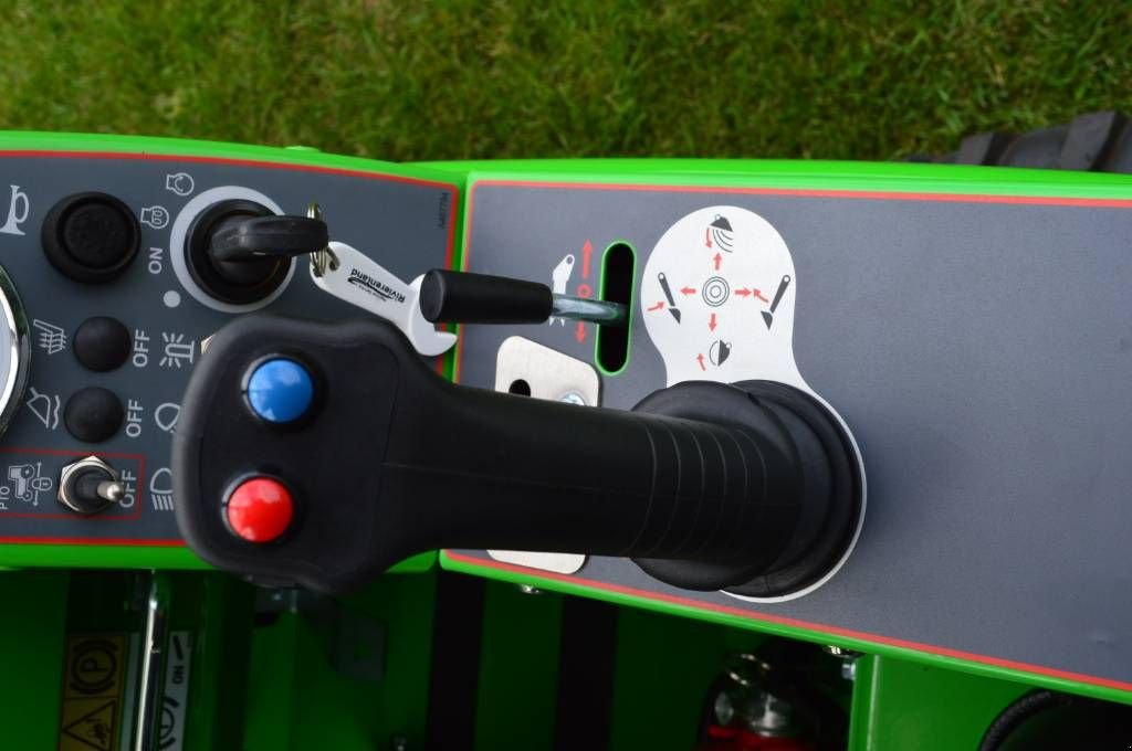 Radlader του τύπου Avant 423 TDL+ Kniklader/Shovel, Neumaschine σε Erichem (Φωτογραφία 7)