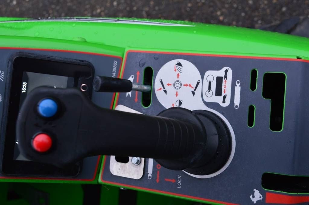 Radlader tip Avant 523 TDL Kniklader/Shovel, Gebrauchtmaschine in Erichem (Poză 7)