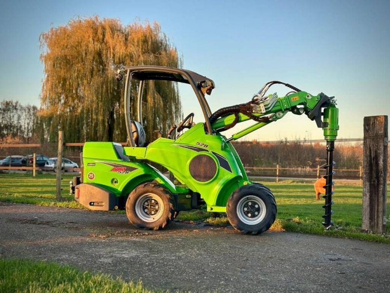 Radlader del tipo Avant 528 TDL model 2026 Kniklader/shovel, Neumaschine In Erichem