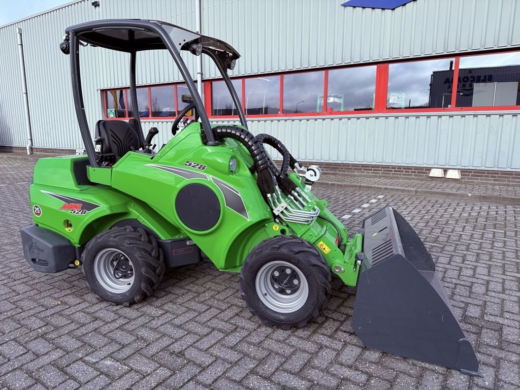 Radlader tipa Avant 528 TDL Optidrive, Neumaschine u BOEKEL (Slika 3)